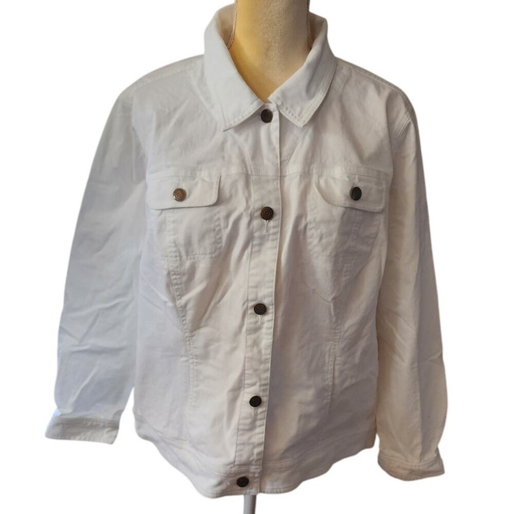 TOG Shop White Light Weight Button Down Shacket Plus Size 1X